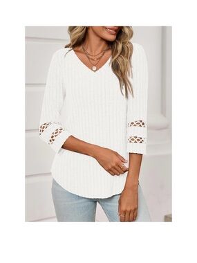 NWT White V-Neck casual T shirt 3/4 length Sleeve Detail size L